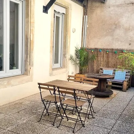 Quiet City-center Terrace